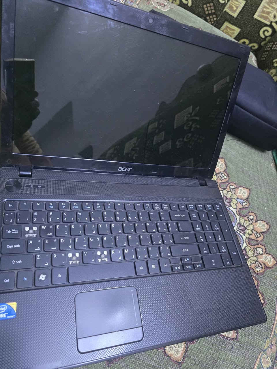 لابتوب ايسر نضيف جدا للبيع السعر ١٠٠الف مكاني الخالص ***********
