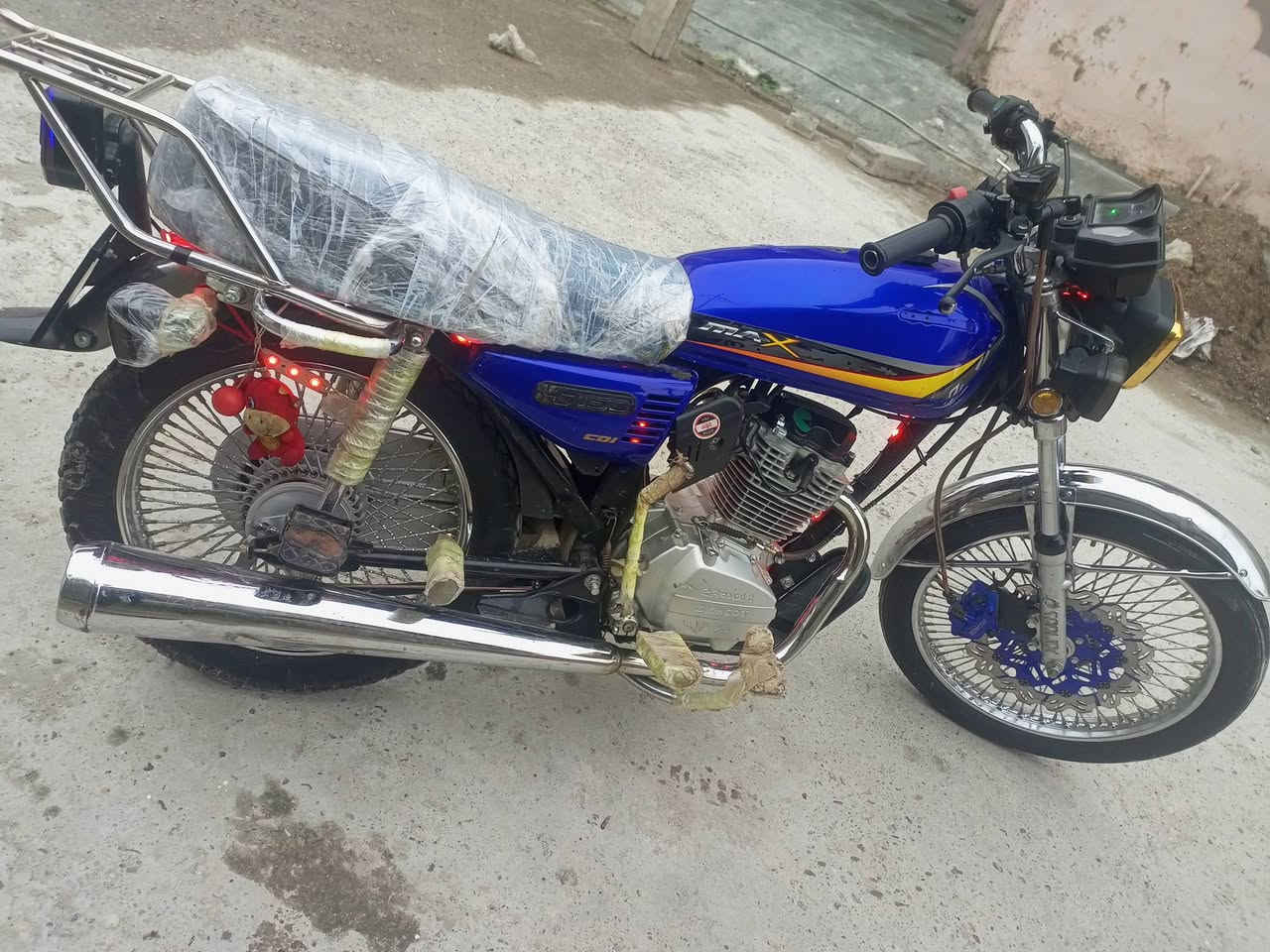 السلام عليكم يالله وين الشرايه سونك موديل 25 شرط كل عيب مابي كدام العين محتاج واريد ابيعه سعره مناسب 650 وبي مجال شراي اتصل او خاص *********** شباب حجز ماكو شراي تعال مباشر اخذه اذا عجبك
