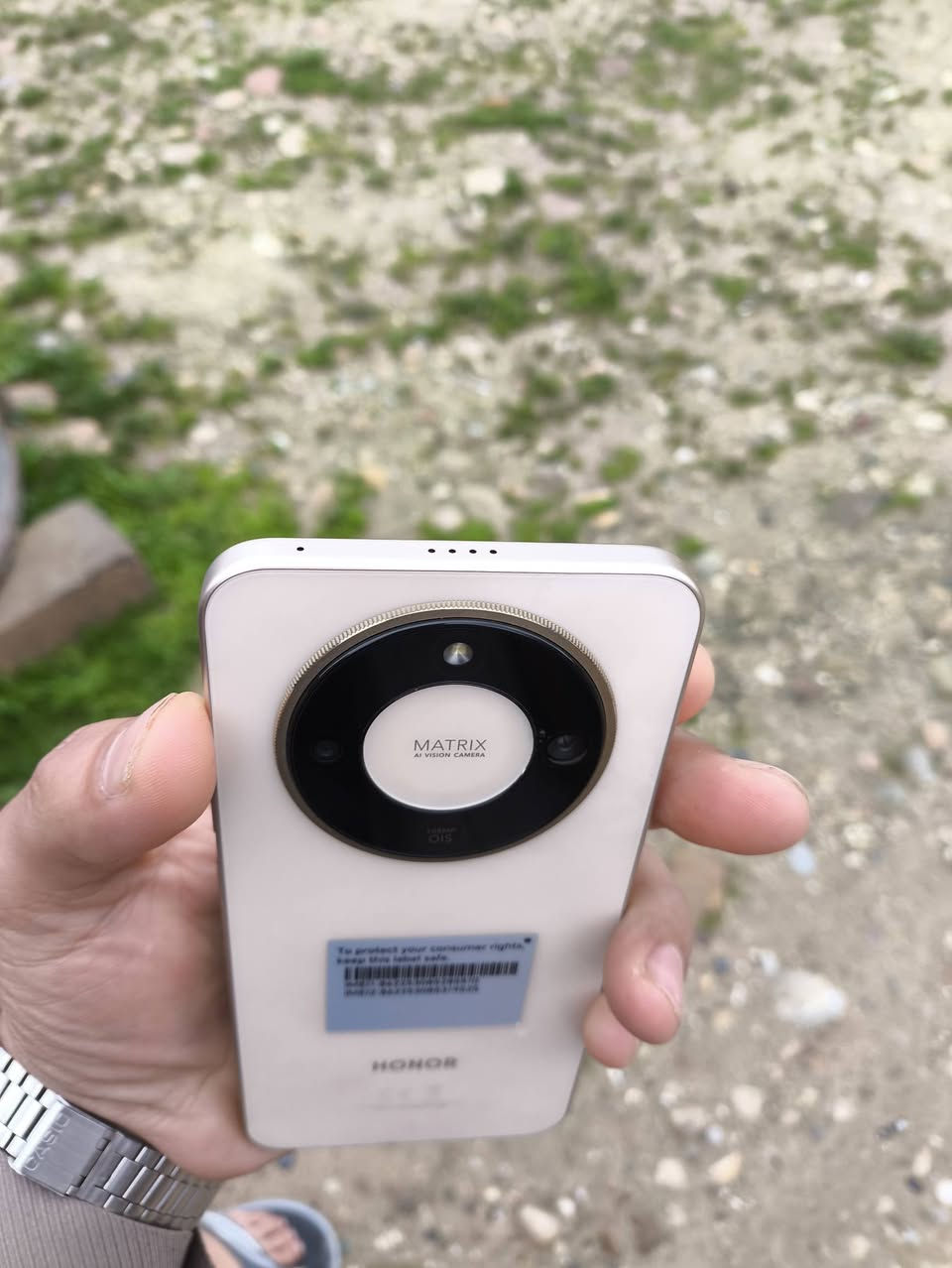 #انتباه! جهاز هنر  X9dمع ملحقاته (شاحن +كارتون)الجهاز جديد شرط فول نضافه
السعر 360بي مجال بسيط 
التواصل عبر الرقم التالي   ***********
واتساب نفس الرقم 
العنوان الموصل جانب ايسر
