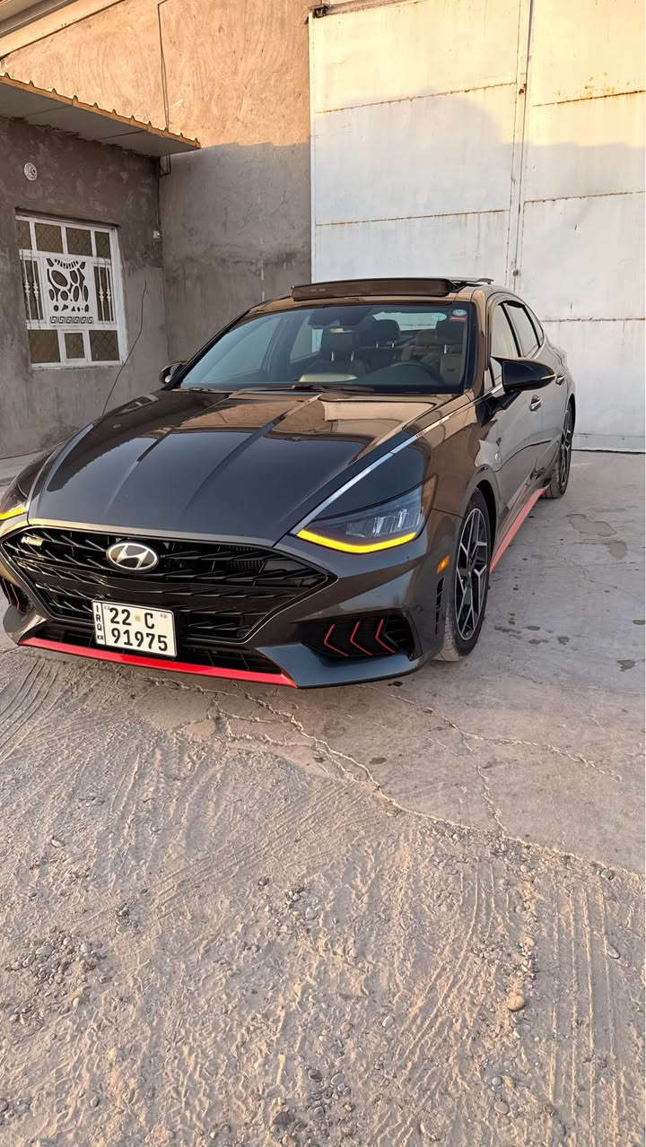 سوناتا 2023 
ان لاين 
حادث جاملغ خلفي كلش خفيف موجوده الصور بدون ايرباك وبدون دواخل 
سياره جديده ومناقصهه كلشي ومداريهه 
سعرهه 215 وبيها مجال للشراي 
رجاءً هاي السياره ان لاين مو تقارنهه بالعاديه
*********** 
*********** الفلوجة, الأنبار
