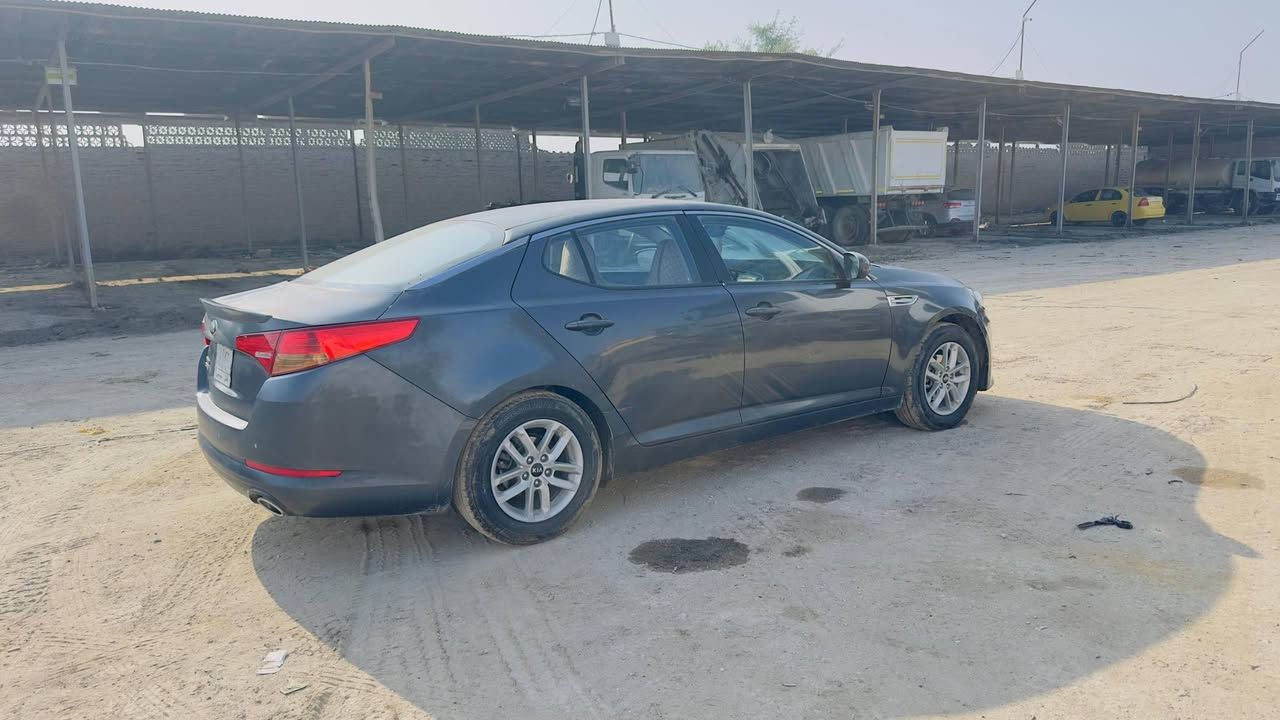 السلام عليكم
اوبتماء خليجي لبيع
سياره جديده كلش
مديل 2013 مكفوله من الفتح والتبديل والصبغ
بيه بس جراد  
محرك 2000 مفتوح مكفول من التبخير والتنقيص 
حداديه نضيفه
مكان السياره السماوه
السعر 115وبيه مجال
 الاستفسار ***********
