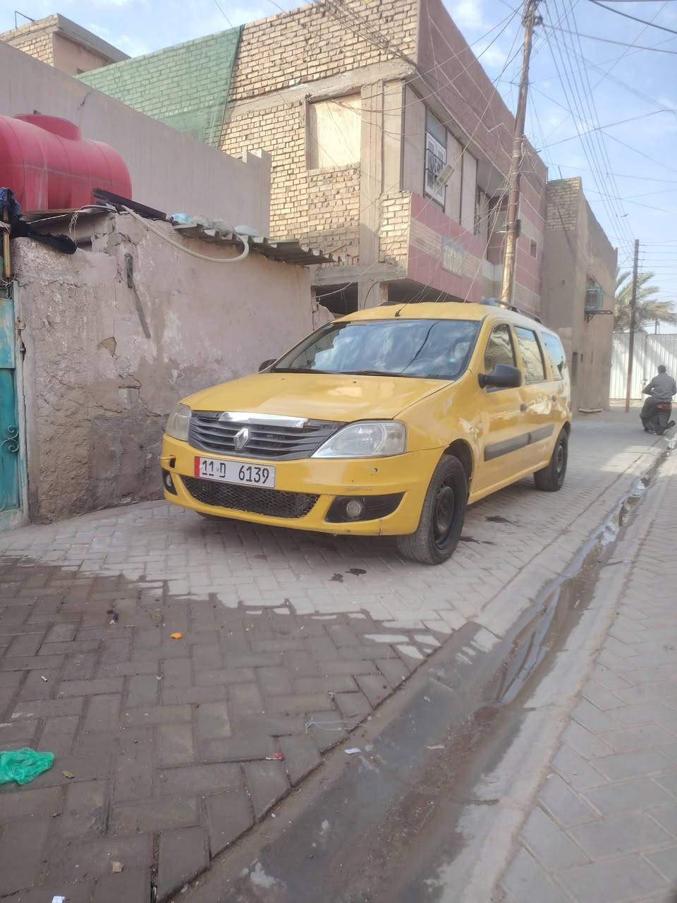 رينو لوكان 7راكب 2010 كير محرك صدر جديد تبريد شغال بأسمي مصفره هيئه وغرامات داخله هزه سنويه لل 30 رقم بغداد انكليزي .. سياره كامله ماتصرف عليها دينار
مكاني بغداد الشعب   سعر 55 ورقه
 ***********
