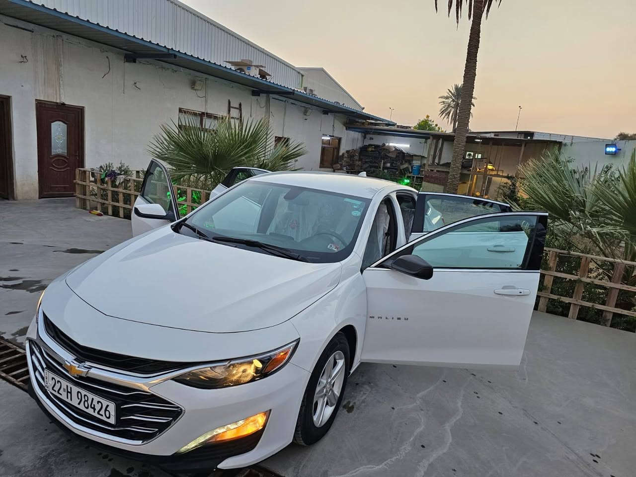 ماليبو LT
ماليبو 2022) LT لون ابيض 
ماشيه ٦٥
الضرر// قبق جنطه مبدل وجاملغ تعديل   فقط بدون دواخل  صور الضرر موجدات 
رقم جديد  أربيل  ب  مداور َوكاله
المواصفات 
🔴 بصمه ابواب + جنطه
🔴 تشغيل عن بعد 
🔴 نقاط عمياء 
🛑محرك 1500 توربو ✈️
🔴قياده ذاتيه
🔴مانع انزلاق
🛑لدات اماميه نهاري
🛑كشنات تدفئه + كهرباء ⚡️ 
🛑تبريد مناخين منفصل SYNC
🛑تبريد قطعتين امامي خلفي 
🛑شاشه كبيره تدعم 📲Android Auto/car play
🛑خرائط Gps📌
🛑كامره خلفيه 📷
🛑كروز مثبت سرعه
🛑شاشة ضبط واعطال بل دشبول
🛑منافذ USP/ 12V /Tip C
🛑مانع انزلاق ⛔️
🛑حساس اطارات
🛑4 دسك/ Abs
السياره جاهزه ونظيفه جداً بدون نواقص
السعر //  123
مكاني ديوانيه  المركز محافظة 
 للاستفسار الاتصال على الرقم
***********
