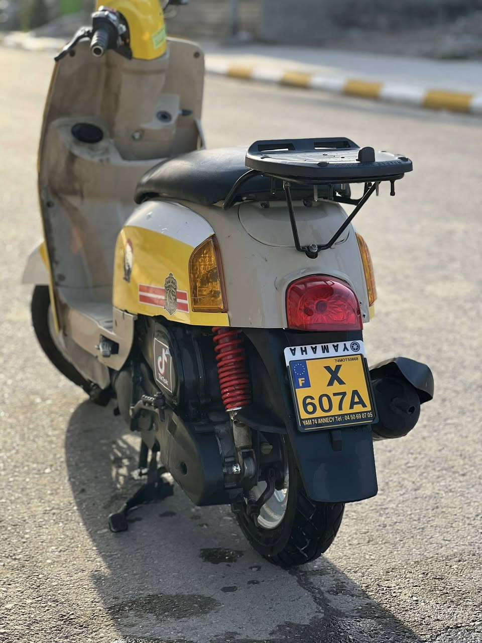 سلام عليكم ماكس بوليسي دراجه حلوه نصبتهه تخبل مفتوحه بس والفات كهربايات كلهه شغاله كيجات شغاله تخم تاير جديد سعرهه 650 بيهه مجال مكان نعمانيه لاستفسار *********** او خاص متواجد
