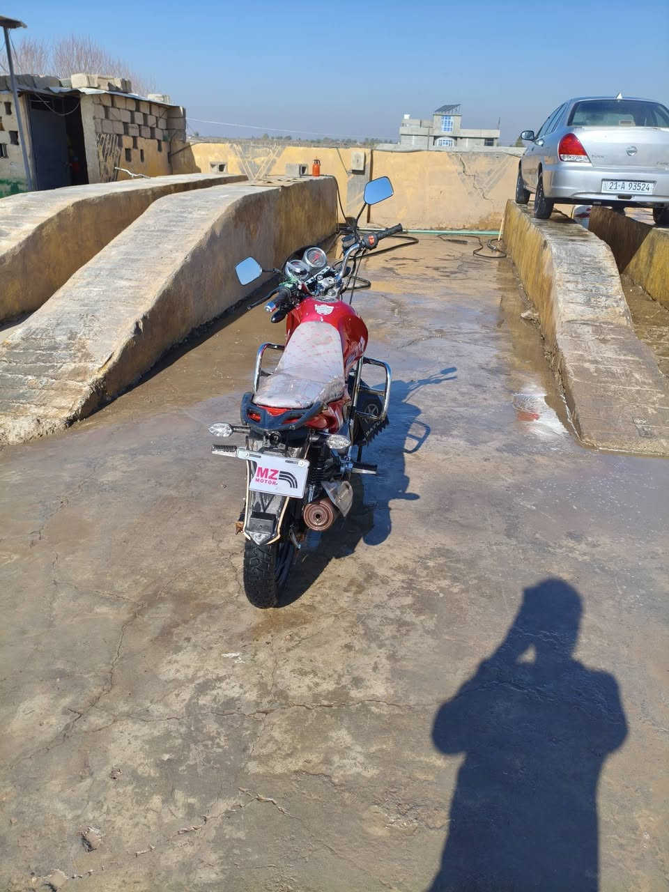 سلام عليكم امزت للبيع محرك200 المكان الدجيل الشهابي السعر 700 وبيه مجال شي قليل اتصل وتدلل مابيه اي عيب ***********
