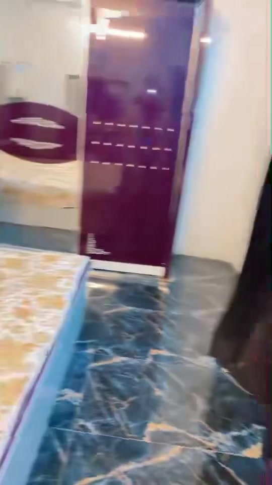 سلام عليكم قرفت نوم البيع بكاني أبو بغريب الحصوة نصر وسلام سعر 300وبيه مجال شيء بصيط*********** فقط وساب

