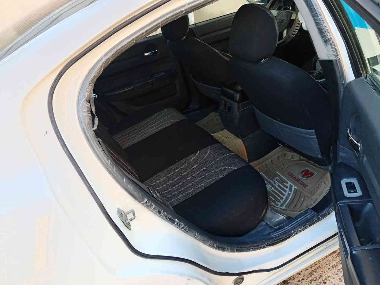 للبيع دوج جارجر ٢٠٠٨ محرك ٣٥٠٠ اصل اي بي اس صدر امامي خلفي جديد طخم تايرات بيها ضبغ هلالات ونص باب السايق رقم أربيل انكليزي مكان السياره الموصل الكياره اتصل ٠٧٧٤٠٨٨٣٥٩واتساب *********** السعر ١١٥ وبيها مجال
