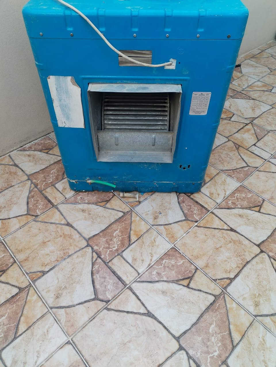مبردة للبيع نوعية ثقيلة سعرها ٧٥. قفل العنوان حي الانتصار شارع 60


**إذا كنت صاحب هذا الإعلان وتريد حذفه لأي سبب، رجاءا أرسل رسالة إلى الدعم الفني**