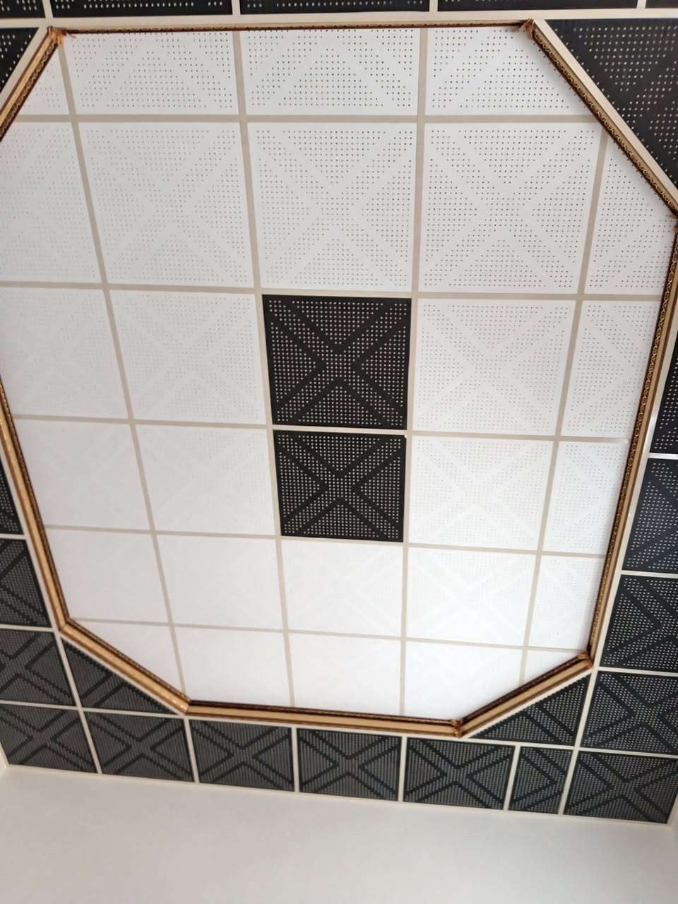 ***********
احمد
