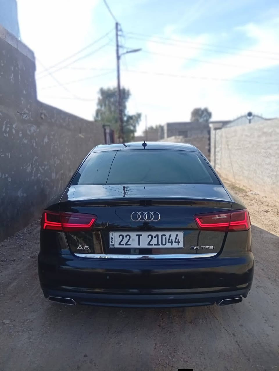 بيع مستعجل بيع مستعجل السياره نفس اللي بالصوره بعد احلى
خليجي Audi - A6 - 2016
كلين
ضمان دولي 
للبيع اودي A6  2016 فووول مواصفات عدا الفتحة
خليجي فقط جاملغ امامي رش بدون دواخل اربكات شركة

محرك  2000 تيربو ال مرغوب 
محرك كير تخم امامي خلفي جديد. السيارا كلها بشرط 
 
رقم اربيل دولي. هزه وسنويه جديد. بسمي شرط التحويل 

مواصفات / كير اوتوماتيك + عادي + شفتات سترين .. كشنات جلد .. كشنات كهربائي .. كشنات خزن .. فول تحكمات سترين .. بصمة تشغيل .. بصمة ابواب .. هندبريك بصمة .. اوتو هولد .. تبريد تلث قطعتين .. لايتات ليد + زينون عالي ناصي .. بك لايتات ليد .. .. حساسات امامي .. حساسات خلفي .. شاشة كلاب .. وبعد هواي شغلات بيها

السعر المطلوب.. 140وبيها مجال للطيبين 
مكان السياره ديالى الخالص 
اي استفسار 
***********
***********
