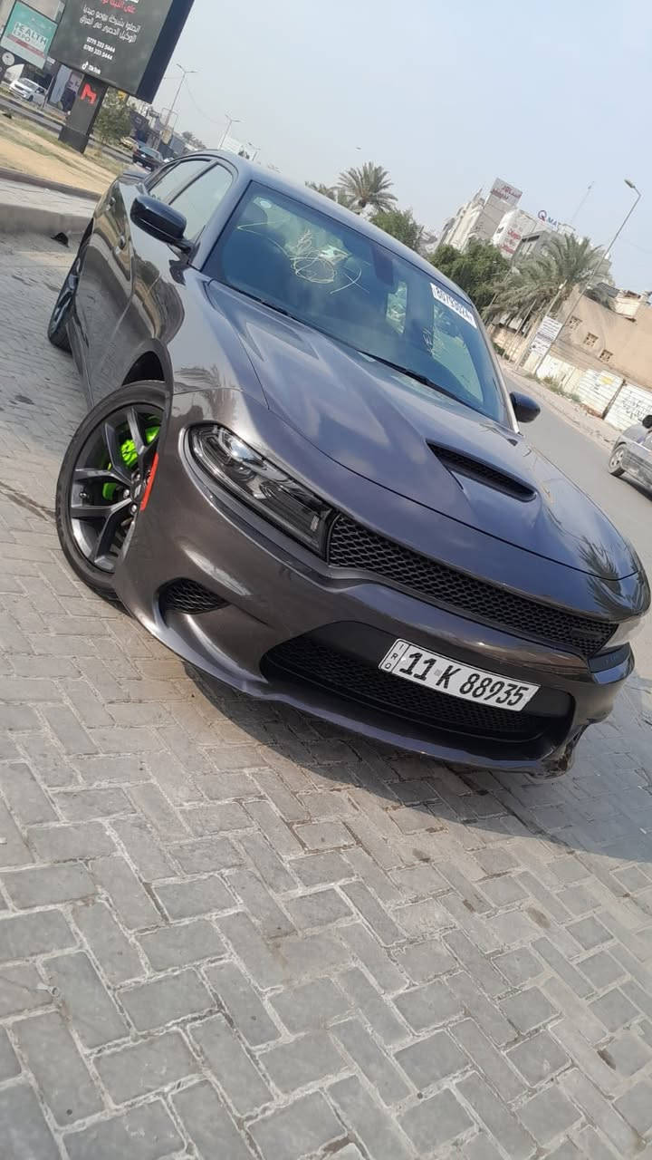 السلام عليكم 
دوج جارجر GT بلاك ادشن 
CHARGER GT PLUS BLACK EDITION
لون فيلي اخر اصدار لاس كول ؟
الموديل. 2023 .وارد امريكي حادث فقط جاملغ جهه السايق بدون ايراباك بدون دواخل بدون صبغ كفاله بجم كبس 
العداد.14.الف السياره بحاله الوكاله 
المحرك .v6. 3.6L
مرقم بغداد جديد كامل تحويل ثاني يوم
المواصفات.
ويل قياس 20انج اسود.
جناح خلفي اسود.
مقاعد كهرباء.
نقاط عمياء.
مصابيح اماميه زنون.
كشاف الضباب زنون.
المصابيح لاماميه LED.
حساسات خلفيه.
شاشه كبيره مع نظام ملاحه نفكيشن GPS.
سستم صوت الباين.
نظام سوبر تراك .
حصان الكير كاربون فايبر بلادي .
نظام اكسل دفع خلفي.
نظام تحديد مسار .
رادار حانبي .
رادار خلفي.
كشن رياضي حضن.
تشغيل عن بعد بلادي.

السعر 287
مكان الدوره الصحه 
الرقم ***********
الميعجبه السعر يصل على النبي
وكلشي وسعره

