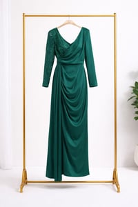 مقاس ٤٨ • ملابس • مستعمل ساعتين