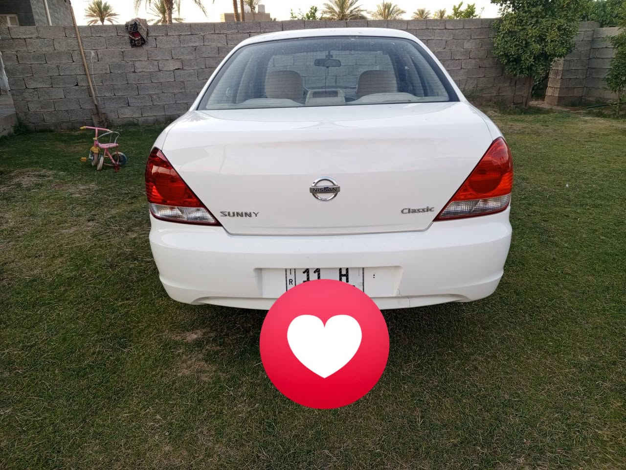 للبيع نيسان سني ياباني 2010 
كير اوتوماتيك
 محرك قبق اسود
مكفولة كفاله عامه من الصبغ و التبديل فقط بارد قليل شي بسيط كلش 
محرك كير صدر كله مكفول 
صدرها كلش ناعم
تبريد ثلج 
تخم تاير جديد 
السياره نفس الصورة 
رقم بغداد انكليزي بأسمي تحويل ثاني يوم أن شاء الله تعالى 
العنوان بغداد ابو غريب 
الشراي يتصل و بالخدمة 
***********
