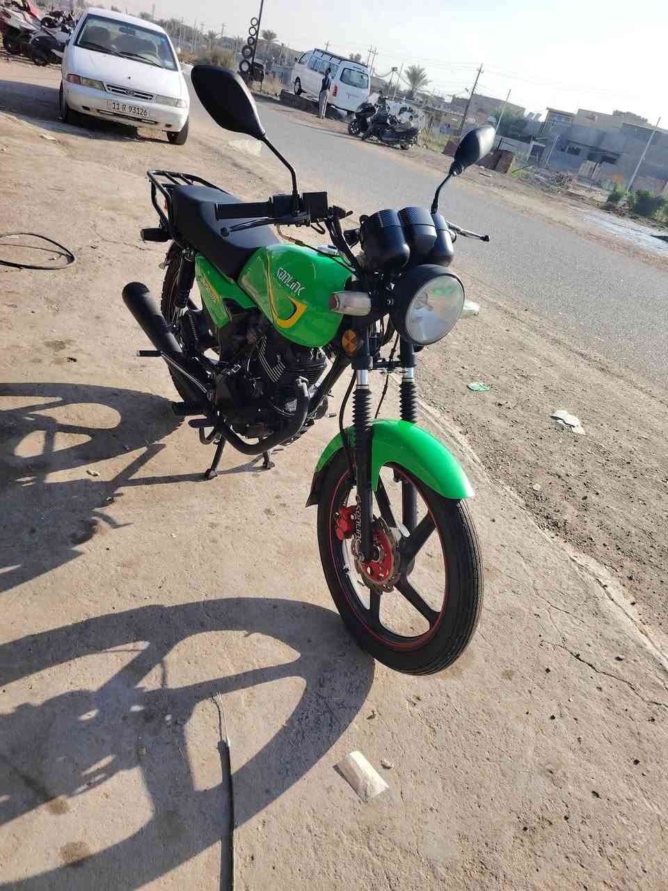 السلام عليكم دراجه سونك ٥ كير موديل ٢٤ نازله ب ٢٥ اورقها كامله  محرك بلادي كهربائيات كلها شغال سلف هندر شلعه معدل فول كهربائيات كلها شغال لستفسار *********** سعرها ٨٠٠  وبيها مجال مكاني بغداد  جسر دياله القديم قرب زعفرانيه
