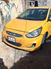 اكسنت • ٢٠١٣ • حادث خارجي