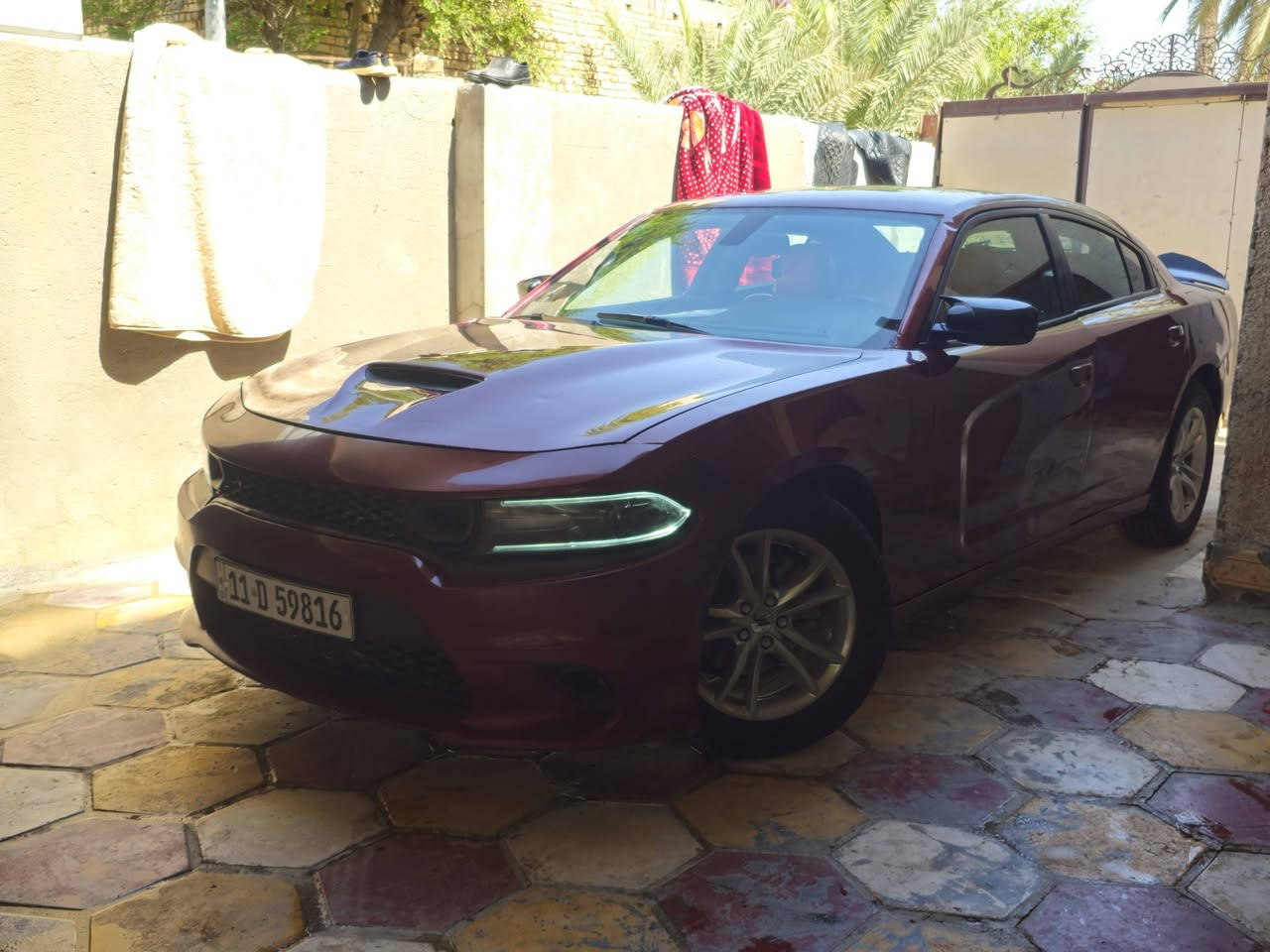 سلام عليكم جارجر للبيع سياره موديل 21 حادثه صفحه وبيها طخات بسيطه صور الحادث موجوده والسونار موجود سياره محدثه srt دعاميه خلفيه وايد بدي كشنات حضن مال سكات السياره جاهزه لل اخير حداديه جديده السعر200 وبيها مجال مكاني ذي قار قضاء النصر بسيط شراي اتصل وبخدمتك ***********
