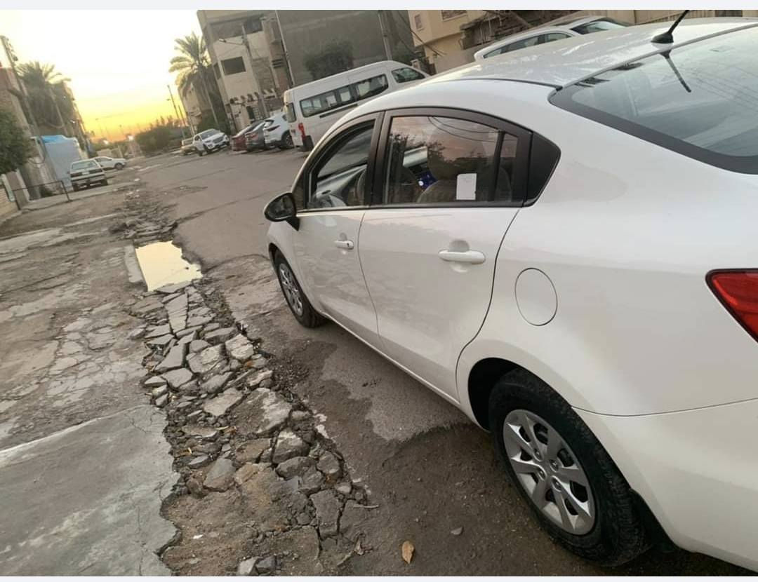 السلام عليكم كيا ريو 2014
وراد خليجي محرك 1600 لون الداخل بيجي 
بي صبغ الجاملق الامامي جهه اليمين  ماشيه  172 رقم بغداد مكان بغداد السعر 98 وبيها مجال بسيط
الاستفسار اتتصل على الرقم
***********
