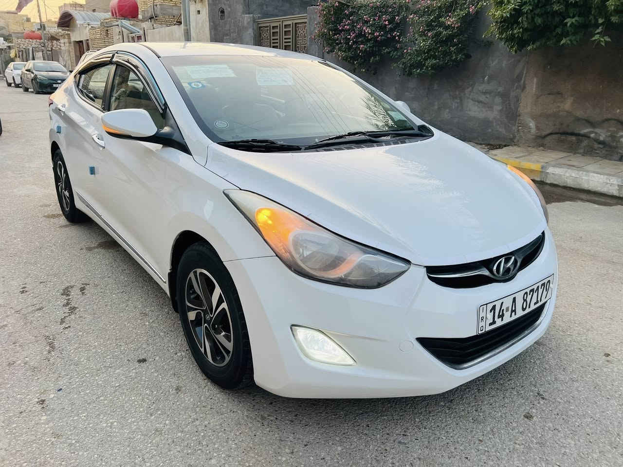 النترا 2012 خليجي رقم بصره الدولي الجديد هزه جديده سنويه لغايه 2030 السياره مكفوله من الضربه بيه تبديل باب اصلي بدون اي ضرر والباقي مكفول محرك 1600 دووش مامفتوح شرط جاهزه السياره من كلشي مكينه وكير شرط الفحص حداديه جديده تخم تاير جديد تبريد ثلج تدفئه مواصفات تحكم بالستيرن جهتين تحكم مري كهربائي اشاره بالمرايه حساس خلفي لاقط دسك امامي وخلفي ويل كب كروم مكان السياره الناصرية السعر 102 للاستفسار ***********
