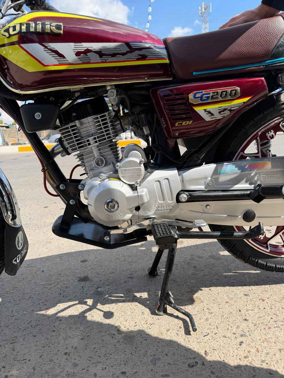 السلام عليكم سيفان للبيع نضيف حيل على وضع الشركه ثاني تبديله دهن على يدي من المحل  للبيت ومدري حيل موديل 2025 رقم تليفوني *********** السعر 850وبي مجال قليل المو شراي لتعبني ولا تعبك والسوك بي كلشي مكاني البوعجيل
