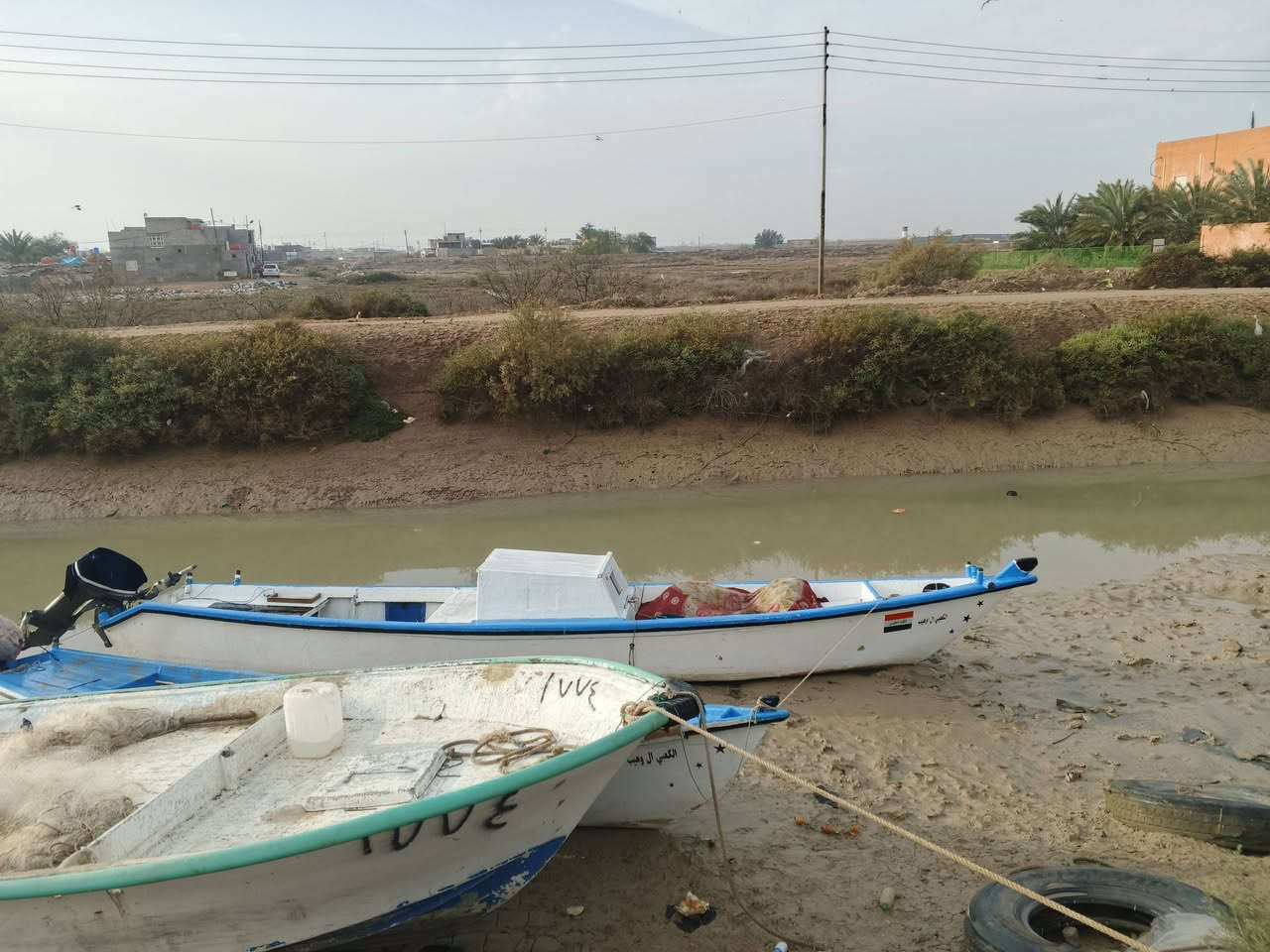 بلم للبيع هوه ومكينته البلم طوله 9 والمكينة 40 ياماها شغل وطلع السعر مليونين وربع وبي مجال تعال وتدلل


**إذا كنت صاحب هذا الإعلان وتريد حذفه لأي سبب، رجاءا أرسل رسالة إلى الدعم الفني**