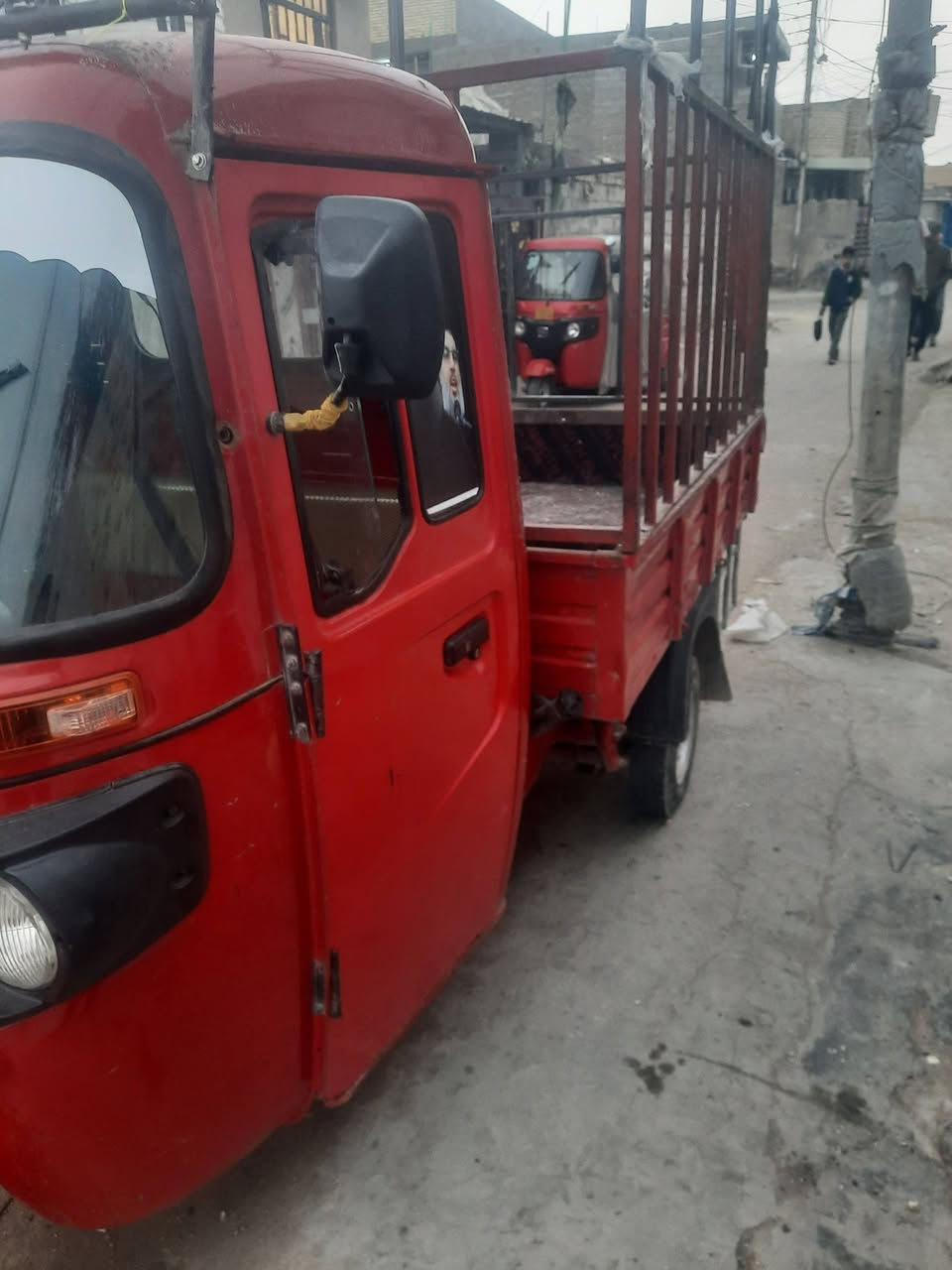 سلام عليكم تكتك حمل  باجاج للبيع تكتك مكفوله مكينه شرط كفاله رقم نكليزي تحويل ثاني يوم سعر ٣ وبيه مجال مكاني بغداد   *********** متوفر وتساب
