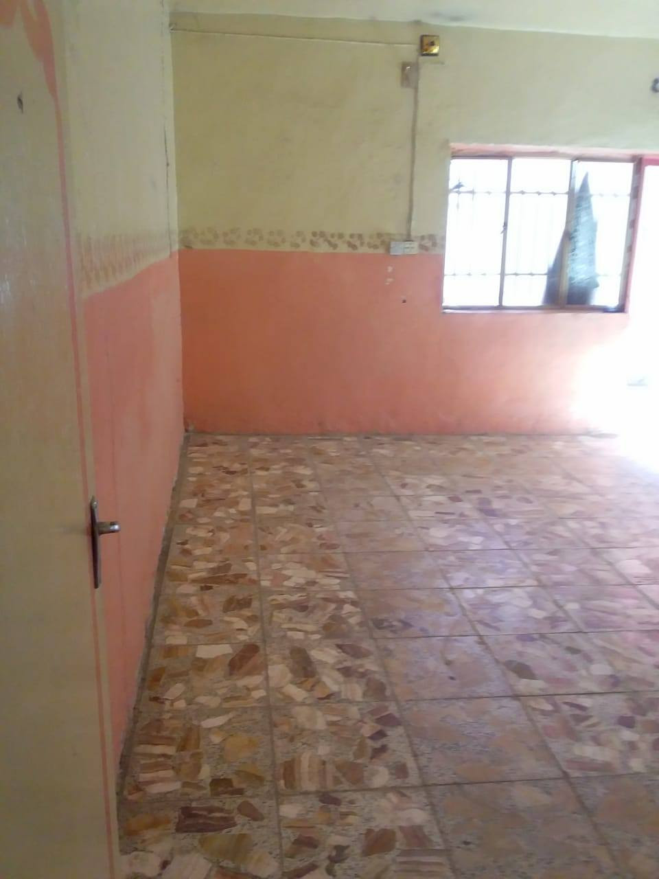 دار للايــــــــ🏠ـــــــــجار الموقع بالمهندسين خلف العاب مدينه ارض بابل
بيت للايجار المساحة160م طابقين 
يتكون البيت من غرفتين نوم وصاله وهول ومطبخ وصحيات 
وكراج سيارات وسقيفه 

ملاحظه  مطلوب عائله صغيره ومحترمه 

🌎#العنوان حله شارع 80 مال النجف بل مهندسين خلف مدينه الالعاب ارض بابل 

سعر الايجار//300//

اكثر ستفسار مراجعه مكتب الجشعمي للعقار 

           ((( بإدارة احمد الباشه)))

     ***********  ☎️

***********☎️
