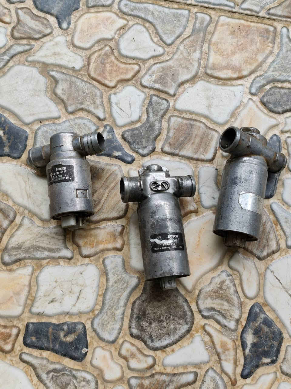 السلام و عليكم
للبيع نواعم بسعر مناسب 
١-كير عادي نمرة طويلة مال ٦ سلندر  مكفول و بضمان شرط العمل السعر ١٢٥ الف فقط
٢-ايسي هواء مسكر عدل و فانوص ماركة بوش و سيمنز حاوية السعر ٢٥الف
٣-بور ستيرن محرك مسكر حاوية السعر ٣٠الف
٤-تخم مجول مسكر عدل و فانوص و صقر السعر ٢٠الف
٥-تخم مجول محرك مسكر دبل فانوص السعر ٢٠الف
٦-حساس كام شفت مسكر عدل السعر ٢٠الف
٧-ايرفلو مسكر تك فانوص السعر ٤٠الف
للاستفسار ***********
متوفر توصيل
