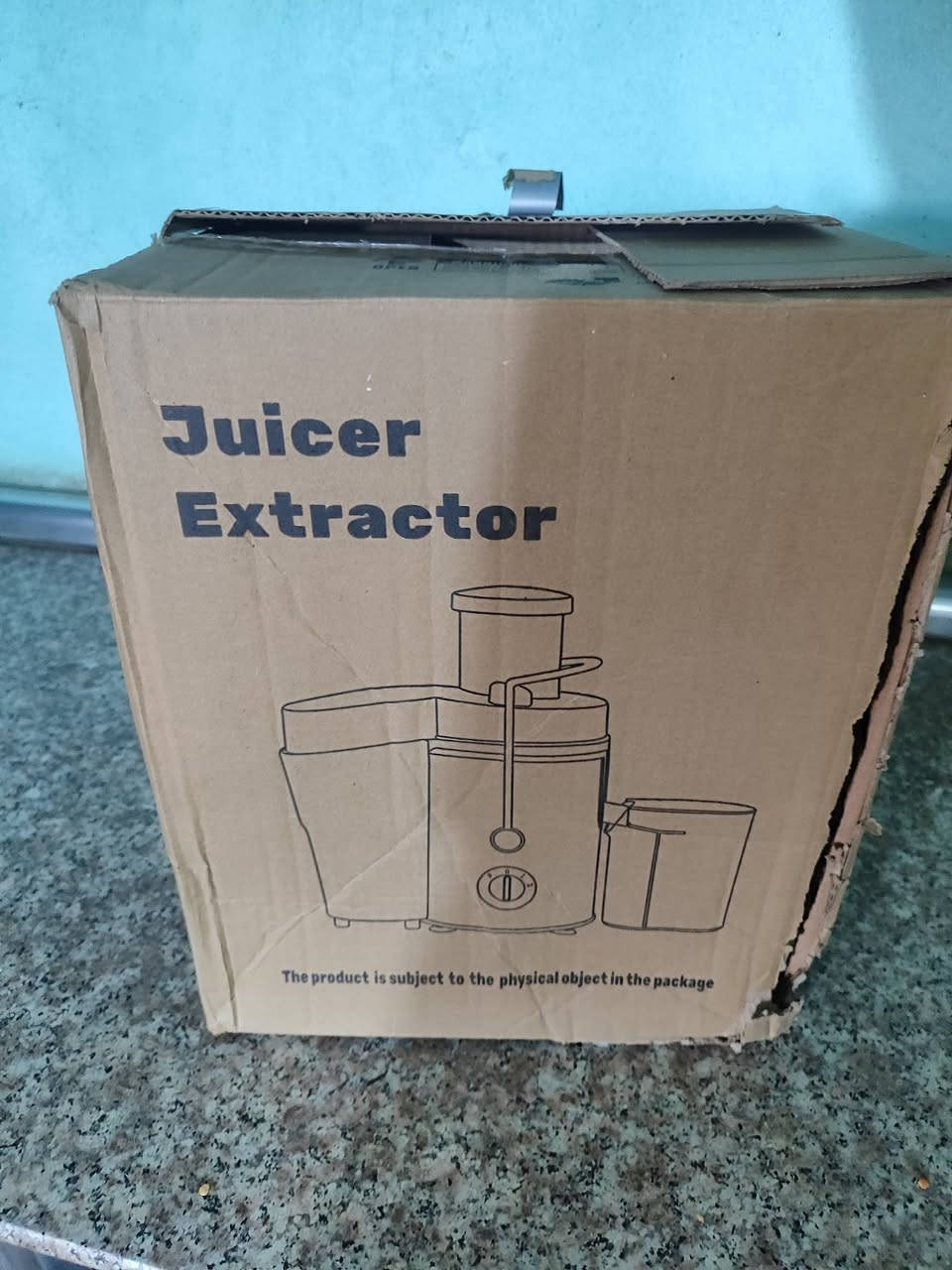 خلاط نوعية حديثة غير مستخدم مال عائلة قليلة  ***********
