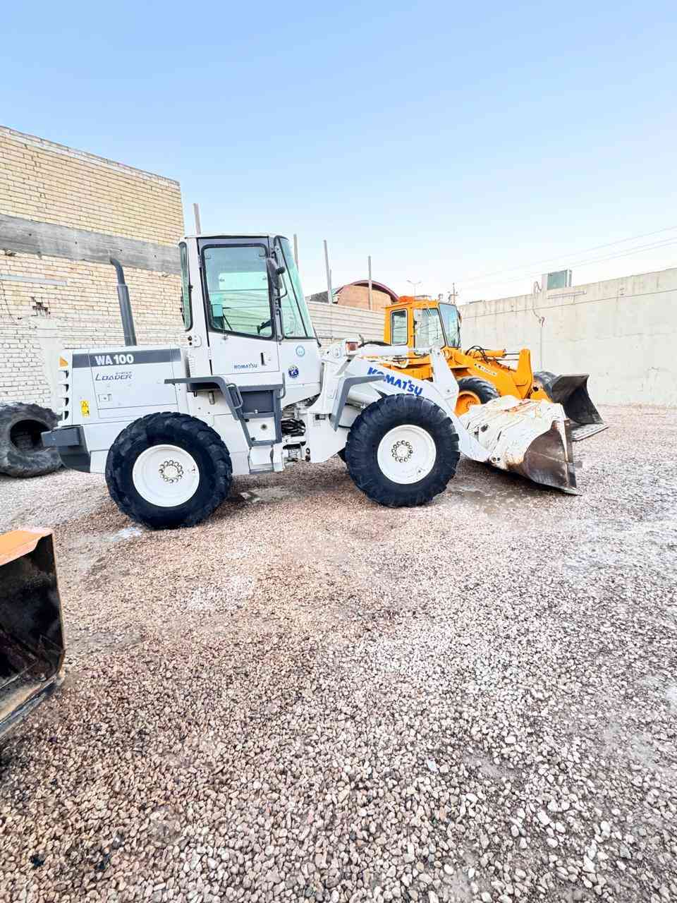 دخول جديد كوماتسوه حجم 100
كير ميكانيكي محرك 4سلندر كمنز تبريد العنوان 

العنوان النجف شارع المطار معرض الإخلاص للمعدات الثقيله 

***********

***********

المستورد إبراهيم الغزالي
