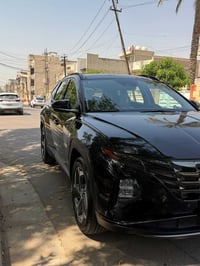 هيونداي توسان 2023 اسود اعلى فئة ماشيه 38 الف كيلو متر  لمتدد داخل ابي...