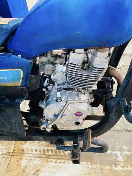 السلام عليكم 
ستوته جمرة موديل 2017 نضيفه اوراق اصولي 
السعر 1650 وبيهه مجال قليل 
مكاني القرنه شلهه بيت عكاب ***********
