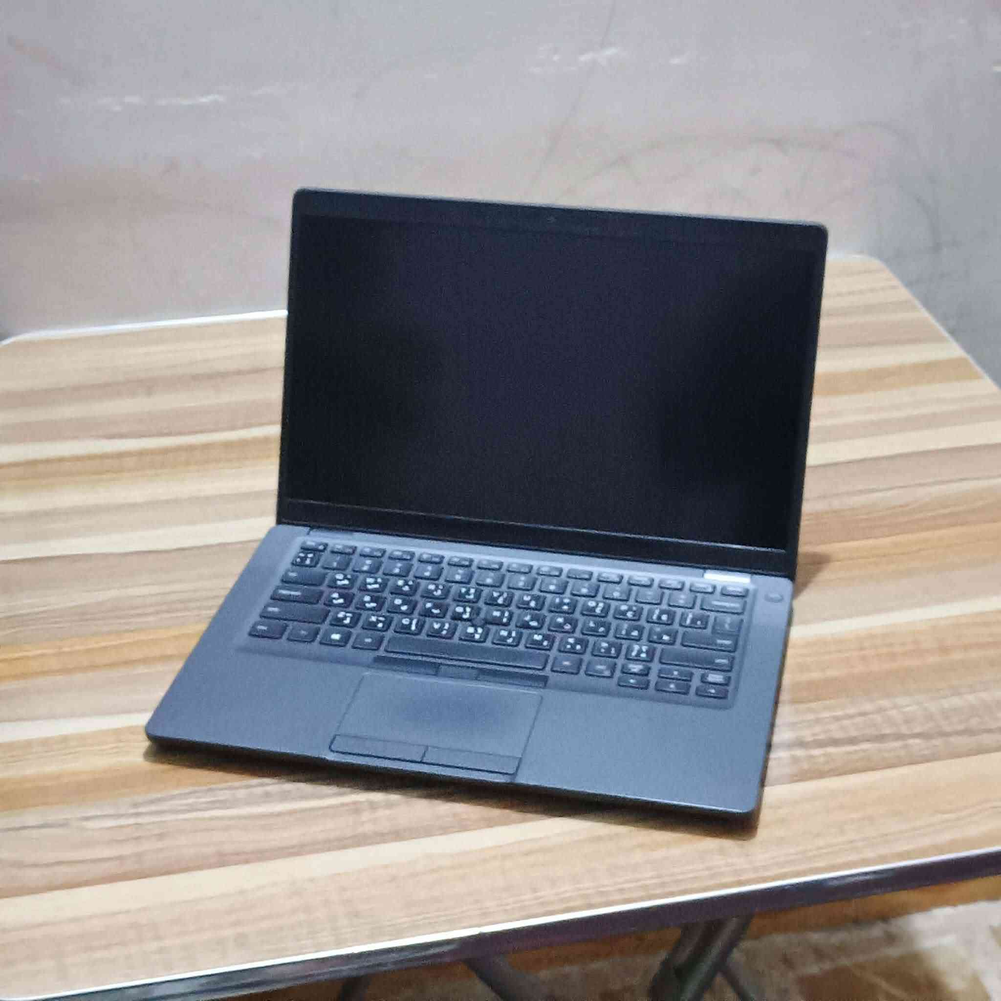 Dell Latitude 5400
Core i5 8th
Ram 8gb
Hard 256gb
لمس 
جهاز نضيف السعر 290الف


**إذا كنت صاحب هذا الإعلان وتريد حذفه لأي سبب، رجاءا أرسل رسالة إلى الدعم الفني**