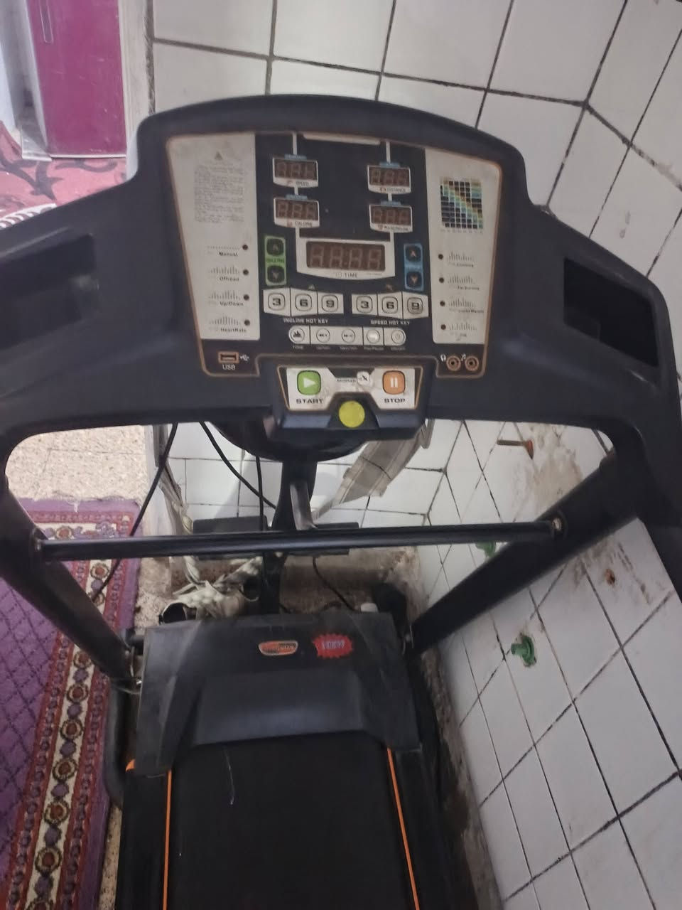 السلام عليكم
جهاز جري جبلي بعده جديد بيع مستعجل السعر 175وبي مجال قليل العنوان بغداد البياع رقم الهاتف ***********
