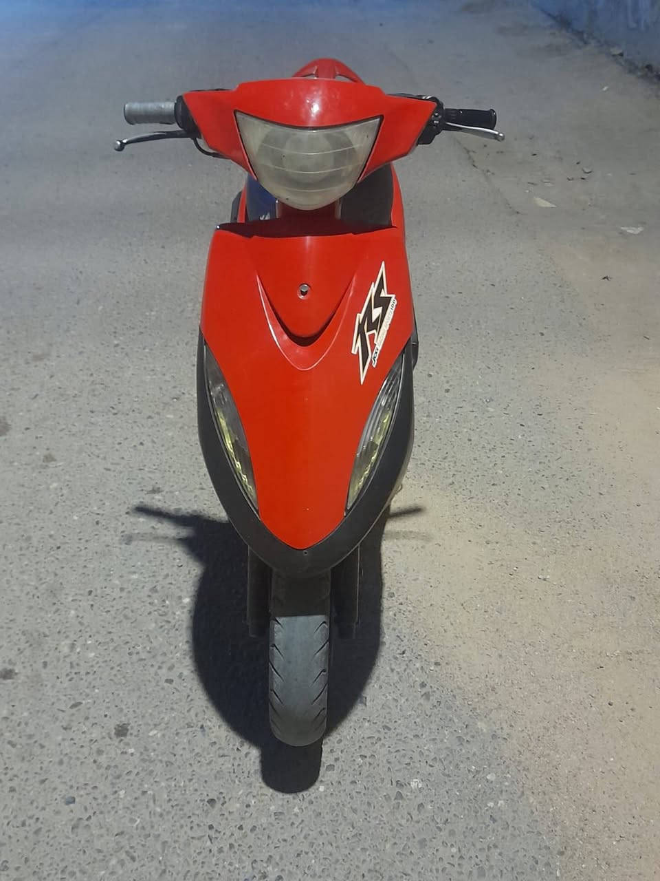 دراجة ماكس عدلة كفالة عامة بوشة 49 بلادية بلكامل شلعة ومعدل فولان كهربائيات كله كاملة المكينة مبدل بس ولفات الله شاهد تجي وتفحص بيدك شغالة هندر والسلف مو شغال كلشي ما ناقصه السعر 650 وبيه مجال حك الجية. مكاني ابي الخصيب جيكور. 
الرقم *********** بس واتساب تجي بيك خير وتدلل ❤
