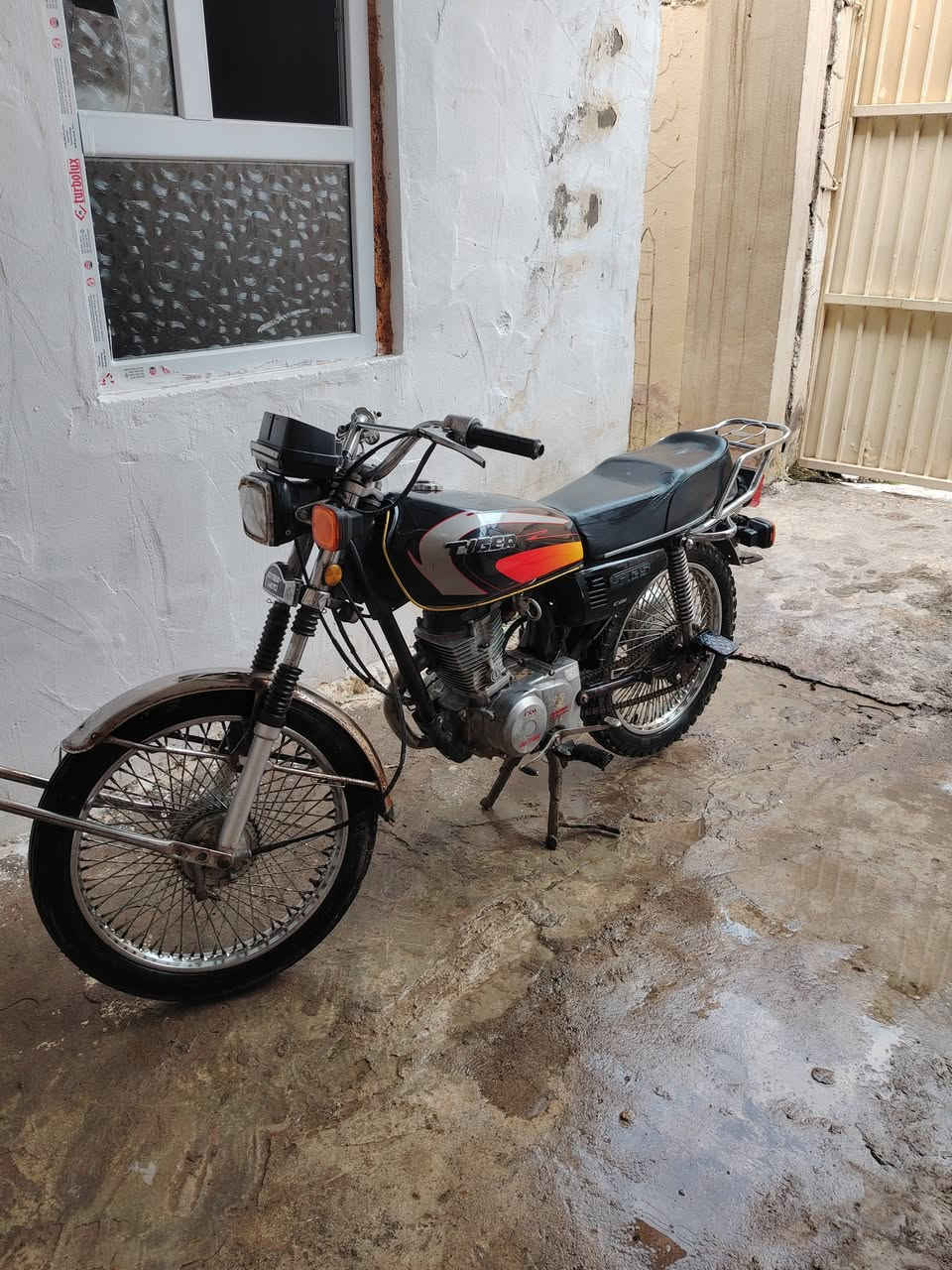 ماطورللبيع نظيف تواصل خاص


**إذا كنت صاحب هذا الإعلان وتريد حذفه لأي سبب، رجاءا أرسل رسالة إلى الدعم الفني**