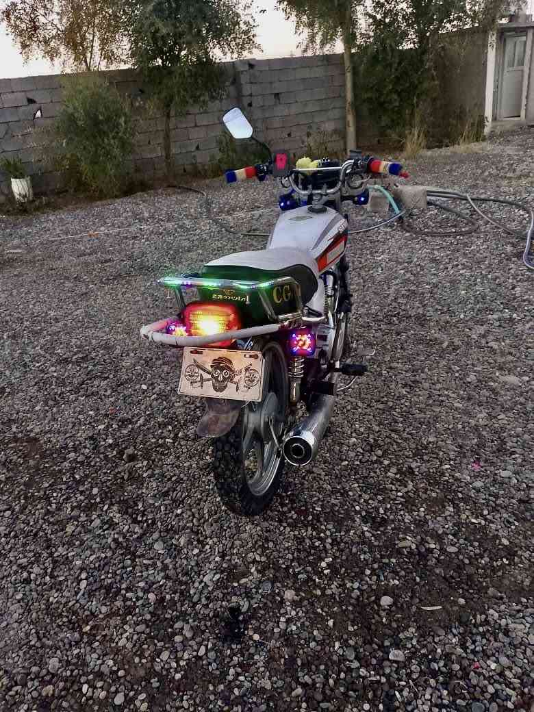 رحمه لمك وبوك ايذا مو شراي لا تكول جايك او باجر اجيك
سيفان 20 مامفتوح وزن ثقيل ابل ختومات 
الصور  مال اليوم  جدامك ول مقطع. جدامك
الماطور كلشي ما يعوزو  
السعر 475 وبي مجال 
ايذا مو شراي لا تبزعني  

هاذه رقمي  ‭0774 091 7909‬خاص موجود
