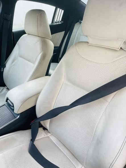 السلام عليكم جارجر للبيع(بدون مراوس) موديل 2016 مرمزة 2023 السيارة رقم بغداد مشروع وطني وبسمي سنوية وهزة جديدة تحويل ثاني يوم ماكو اي شكال ومكفولة كفالة عامة من الضربة ومن الصبغ ومن التبديل كلين تايتل موجودة صور الحادث وي الصور بدون ايرباك
مواصفات السيارة
(1) بصمة+ تحكمات ستيرن
(2) شاشة كبيرة+ كامرة خلفية
(3) مكينة(٦) ستة سلندر مكفولة
(4) كير ١٠٠/١٠٠+ حساسات
(5) صدر وتبريد وتدفئة درجة اولى
(6) كشنات جلد وكهرباء داخل ابيض
(7) تخم تايرات جدد+ داخل غرفة جديدة
(8) السيارة جاهزة مابيها اي نقص
(9) السعر ( ١٧٢  ) ورقة وبيها مجال المكان بغداد الكرخ للاستفسار  ***********
