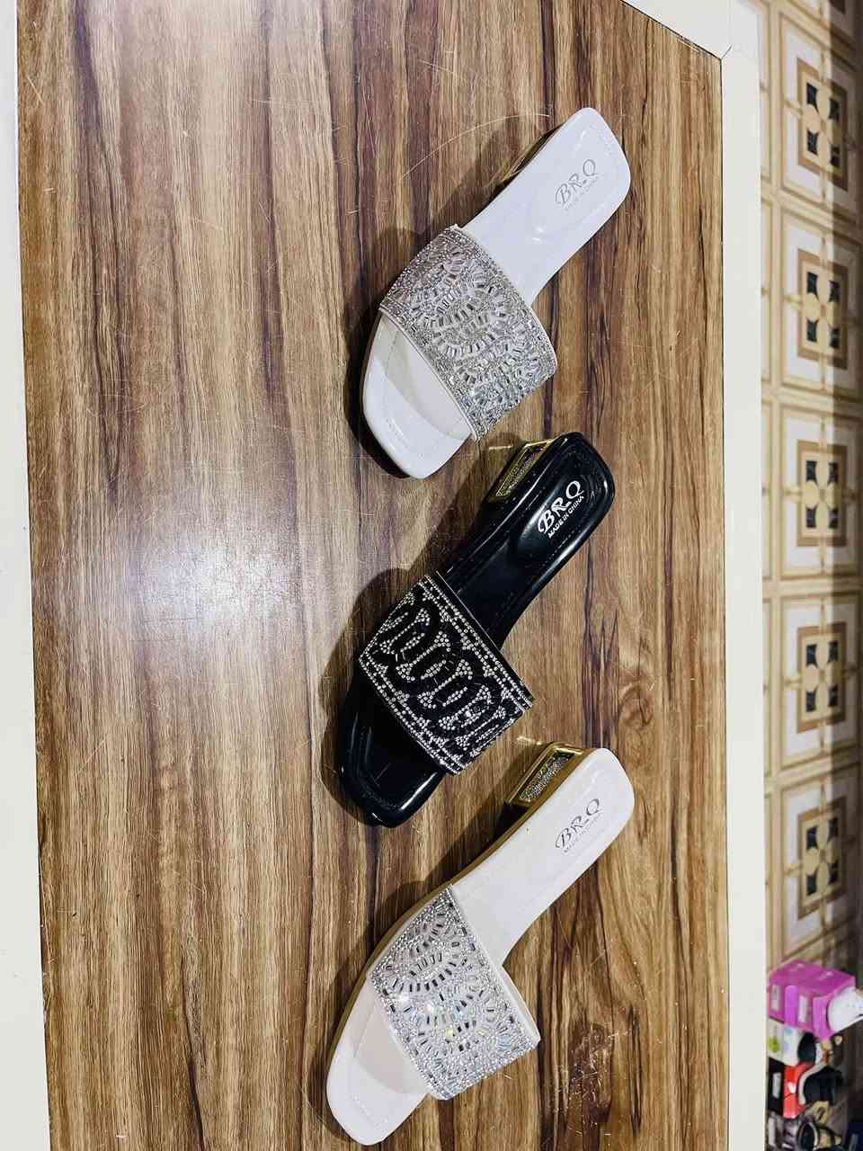 السلام عليكم 

وعلى بركت الله تعالى 
اليوم وصلتني وجبة من الشحاطات النسائية 
موديلان فول من محلات علي العيسى 
العنوان الشرقاط اسديره وسطى مقابيل عيادة الدكتور معيد


**إذا كنت صاحب هذا الإعلان وتريد حذفه لأي سبب، رجاءا أرسل رسالة إلى الدعم الفني**