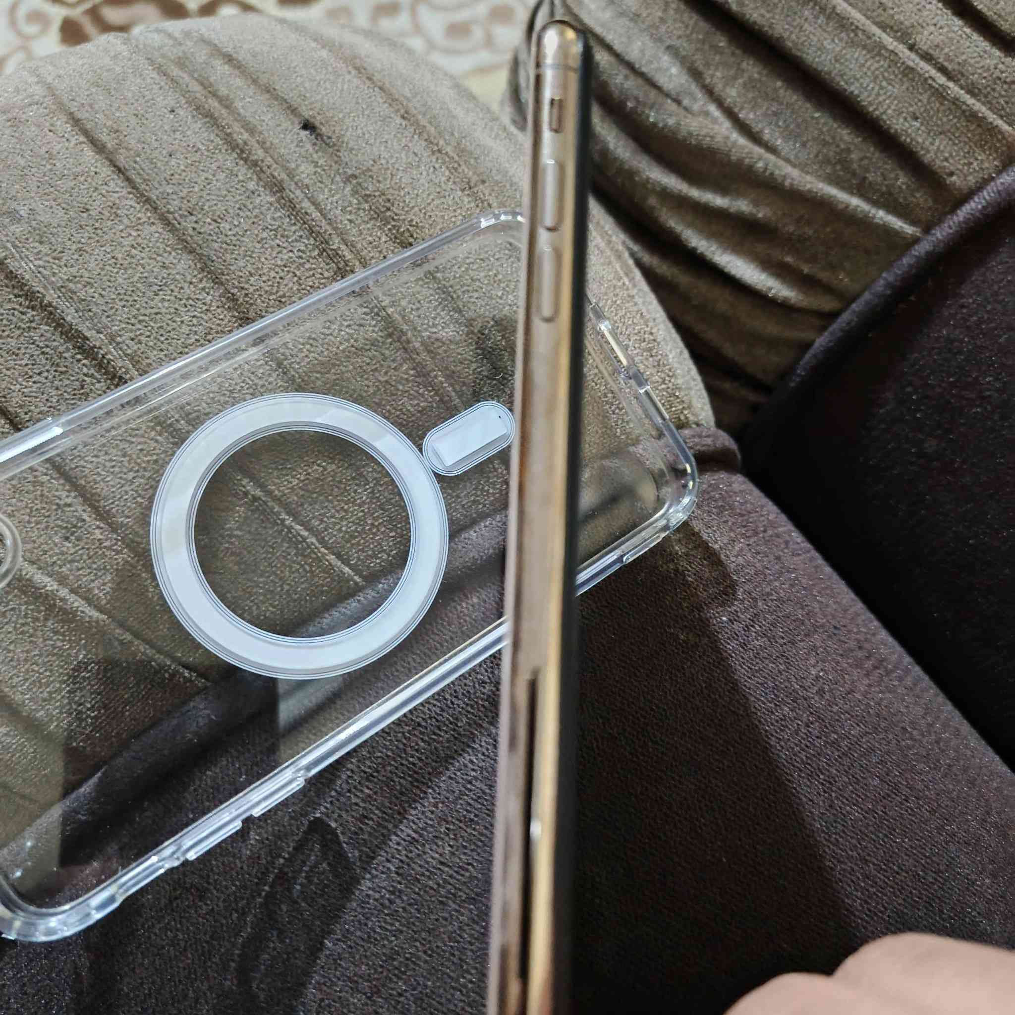 سلام عليكم ايفون  اكس إس ماكس للبيع جهاز مكفول كفاله عامه فقط مبدل بطاريه 100 ذاكره 256 جهاز نضيف جدا مابي أي نقص 
السعر 225 وبي مجال لشراي مكاني كربلاء قرب مستشفى الحسيني  ***********  متواجد خاص
