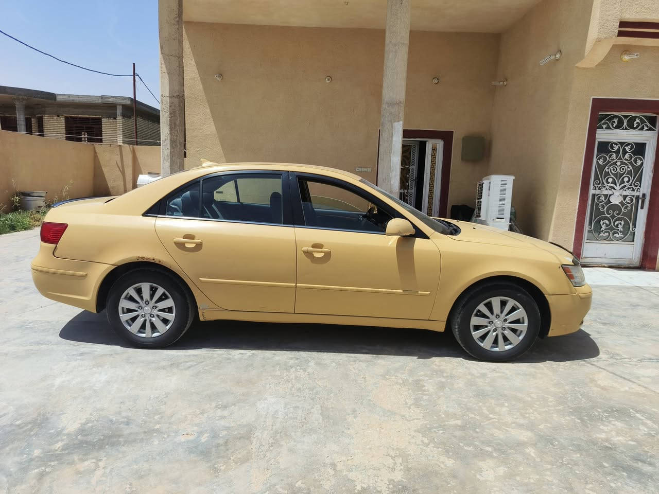 السلام عليكم سوناتا موديل 2009 وارد امريكي حادث جاملغ امامي بدون ايرباك 
مكينه 2400
منضومه غاز
السعر 125 وبيه مجال
***********
***********
مكان السياره كربلاء
