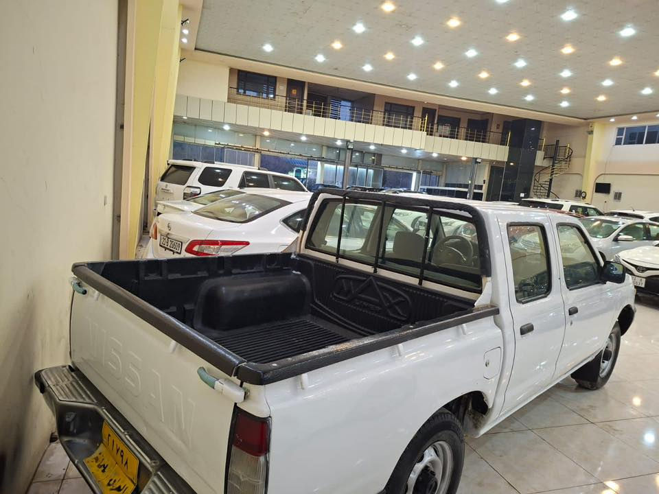 نيسان ٢٠٠٢ اصولي
رقم سليمانيه بشرط حاسبيه بغداد
بشرط تحويل  بدون حادس بی شوي تحكيلات بسيطه 
سعر ٨٥$بی مجال مكان كلار ***********
