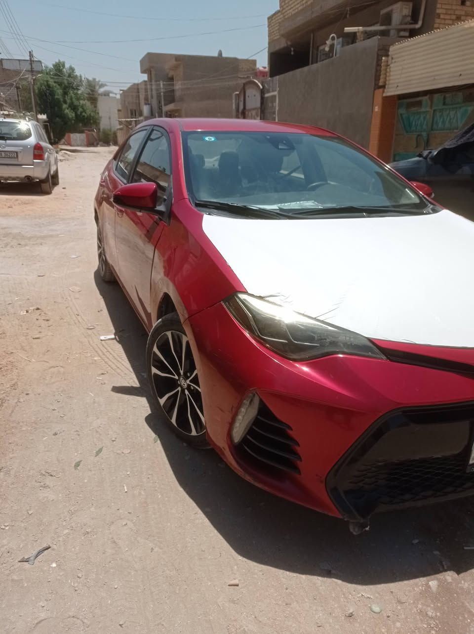 السلام عليكم 
تويوتا كورلا 2019
لون احمر 🍅 
تدفأه + تبريد 
حداديه جديده خير من الله 
محرك 1800  
كير ومحرك كفاله 
الضرر مثل ما موضح بلسونار 
السعر 116 وبيه مجال 
للاستفسار مكاني بابل حله شارع 60 قرب المستشفى التركي 
تواصل ***********
