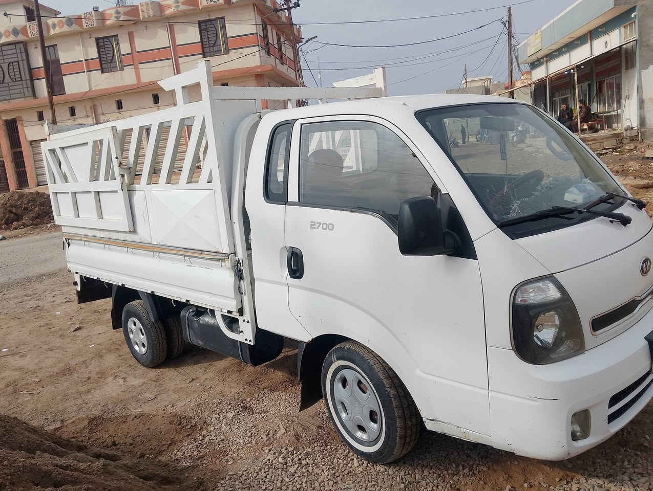 السلام عليكم  سياره كيا موديل 2013 للبيع بسمي رقم ديالى في دلي عباس الاستغفار على هذا الرقم ***********
