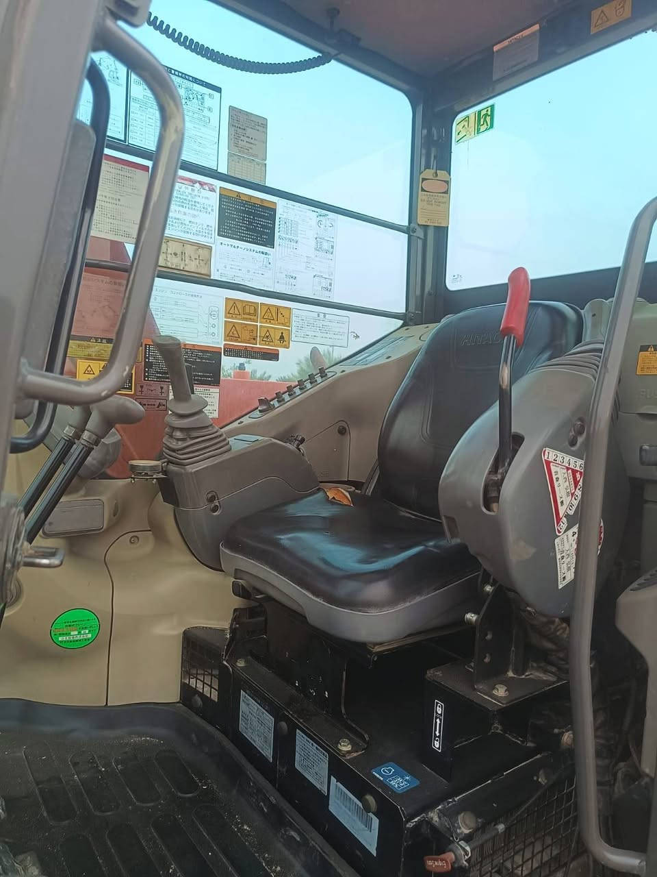 سلام عليكم حفارة دخول جديد 2019 مرقمه بغداد ساعات العمل 7000 ساعه للاستفسار الاتصال ***********
