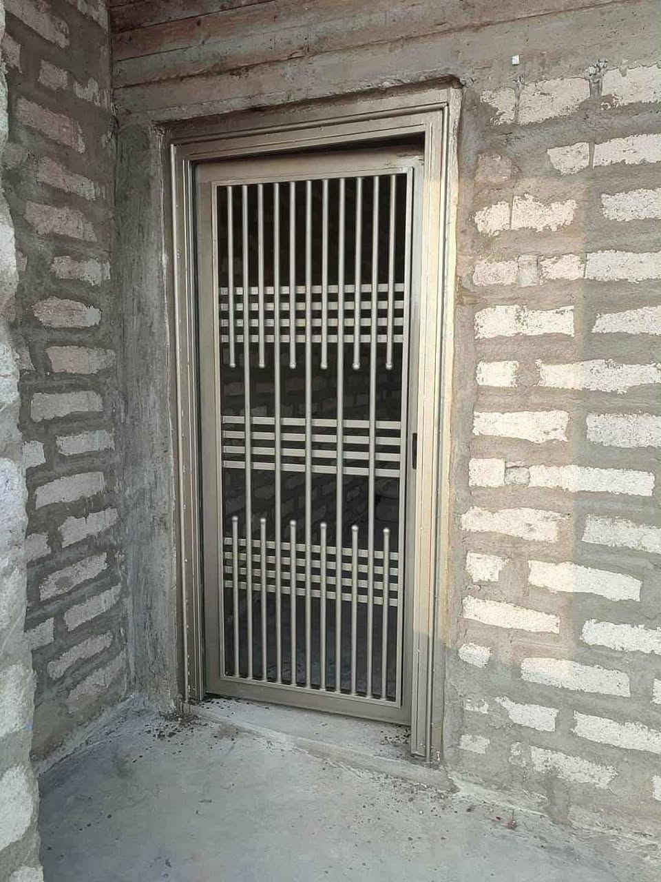 الهم صلى علي محمد وال محمد
حداده عامه. ومتنقل. نشتغل حسب الطلب. وبسعار مناسبه 💯
لعمل الابواب والشبابيك
والكرفانات. سندويج او كيربي  
السقايف الكيسبان 
و محجرات مال درج.
ودرج طوارء 

للاستفسار. اتصال. او واساب. ابو ضحى  ‏‪0772 593 7767‬‏
                 ابو صالح.  ***********
