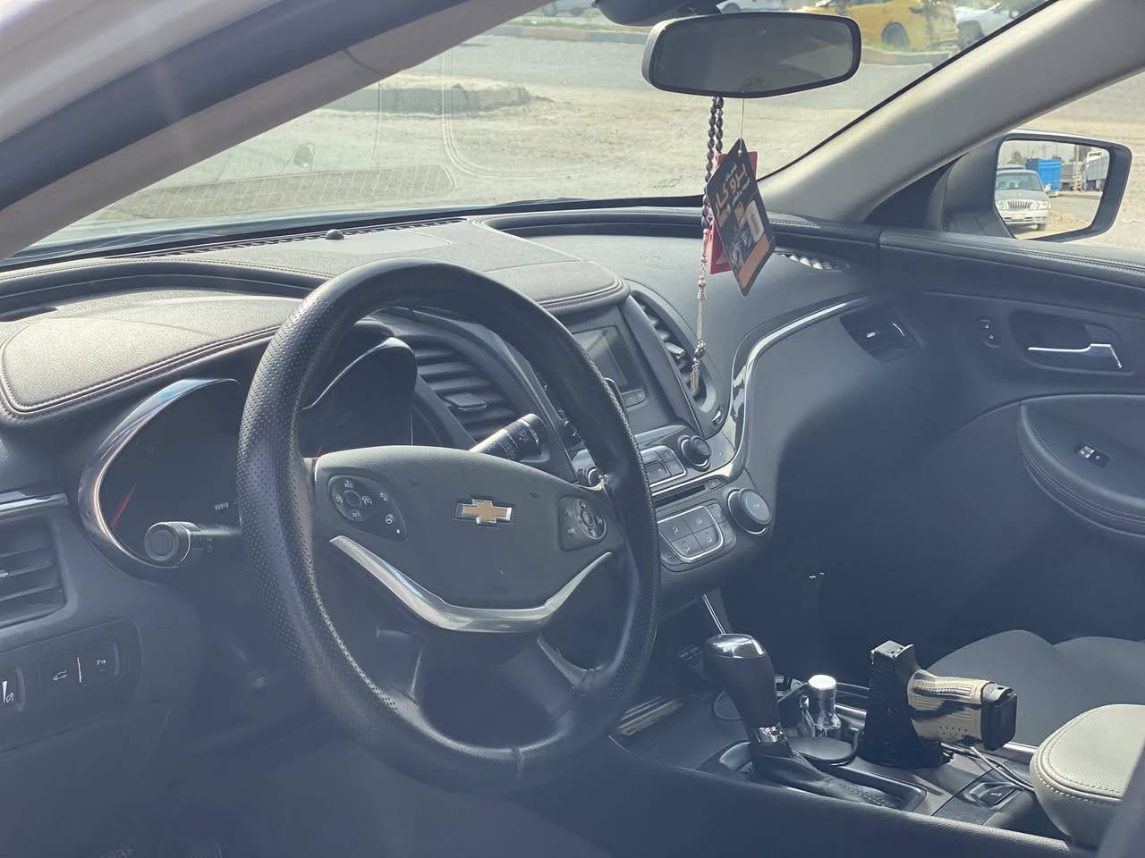 السلام عليكم

 إمبالا 2014 خليجي 
• رقم سليمانية  باسمي تحويل ثاني يوم 
• مكفولة كفالة عامة ماعده جامرلغ ايمن مبدل بلادي 
 بساتم اكاديا بانزين عادي 
محرك 3600 
تخم تاير صدر جديد سيارة مكفولة من كل نواحي •
ماشية 83 
•📍 المكان: ديالى/بعقوبة 
💰 السعر: 135 
📞 الاتصال على صاحب
***********
