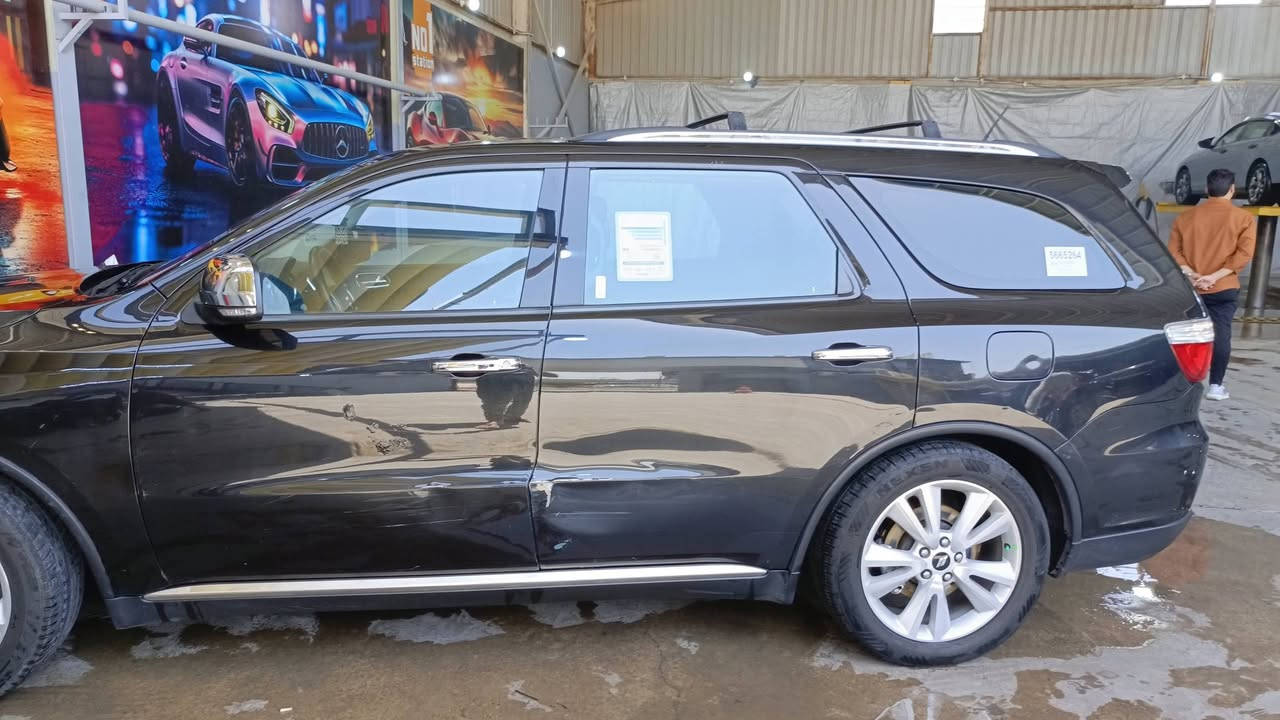 دورنكو ١٢هيمي رقم اربيل كفالة عامة وراد كندي 
ماشية210 حقيقي 
اكسن كير مكينة تبريد كله جديد ع شرط 
تبريد تدفئ 
فتحة حساسات سيارة فول. واحد على واحد 
مكاني سماوة 
سعره170بيه مجال  
استفسار***********
