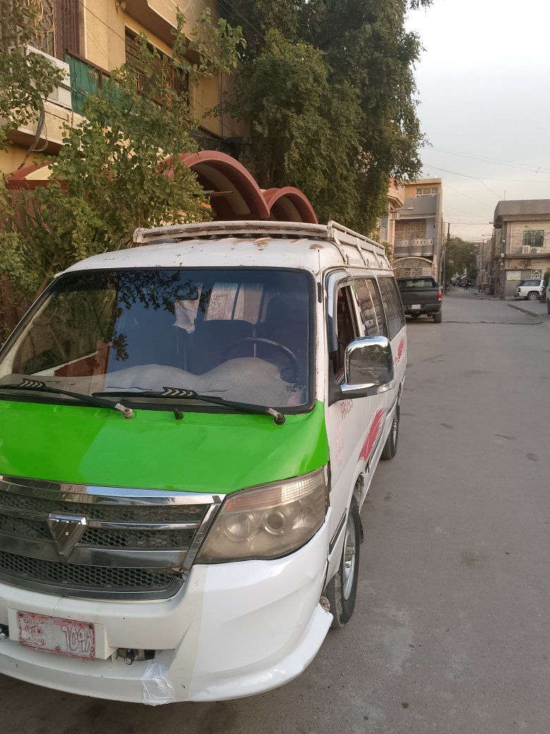 السلام عليكم كيه فتون 2012 السيارة خير من الله كير اكسن خير من الله تخم تاير نص عمر رقم احمر راعيها ماندله سنويه خط وبحث السعر28 وبيها مجال*********** مكاني الطالبيه
