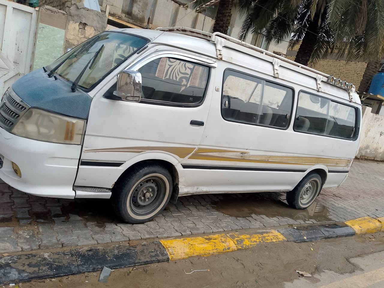 سلام عليكم فتون مصفرة هية وغرامات اسلمك رقم انكليزي مكفولة كير ومحرك واكسل للاستفسار ***********
