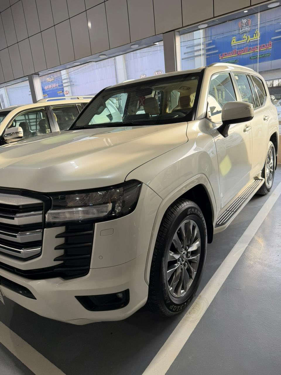 يالله
السلامً عليكم 

لاندكروز للبيع موديل 2022

مكفوله كفاله عامه كشنات جلد تدفه وتبريد 

كير مكينه حدادية على وضع الشركه تخم تايرات 

ماشيه 100 حقيقي وباقي المواصفات المعروفه

سعر 650ًوبي مجال 

مكان السياره بابل  الاستفسار اكثر اتصل 

***********
